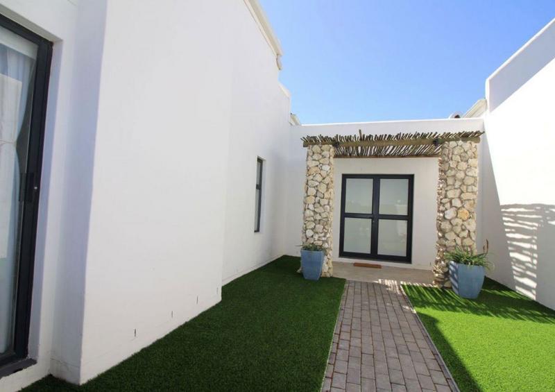 4 Bedroom Property for Sale in Dwarskersbos Western Cape